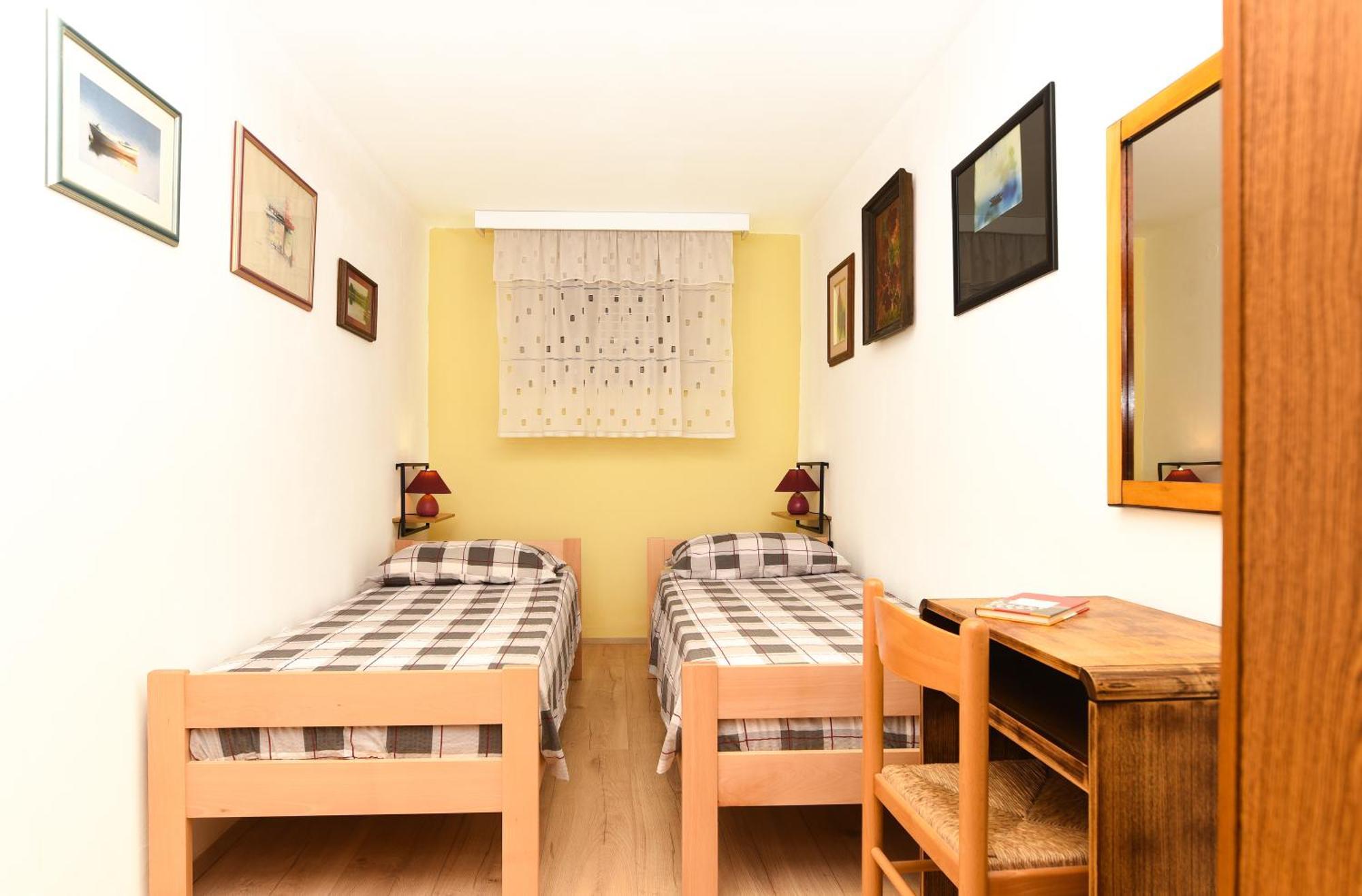 Apartmani Zupanic Koromačno 외부 사진